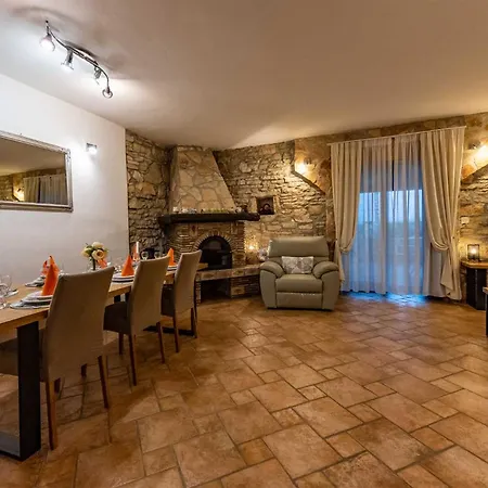 Casa Dominique By Kompas * Svetvinčenat