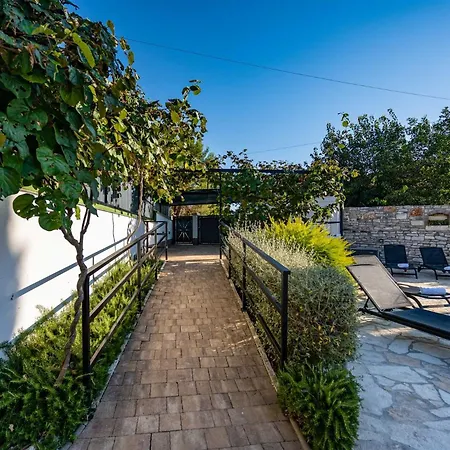 Casa Dominique By Kompas Villa Svetvinčenat